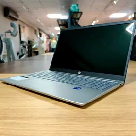 SUPER STILNY  HP NOUTBUGY