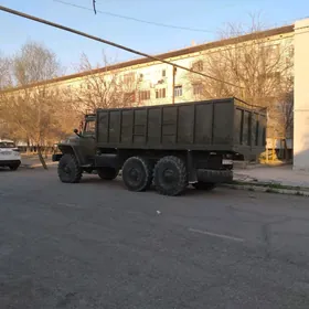 Ural 4320 1980