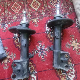 amartyzator karolla ikion 550