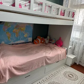 двухъярусная кровать