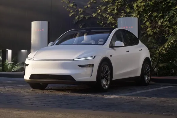 Tesla представила свою самую доступную модель – она стоит $33 990
