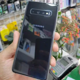 Samsung S10