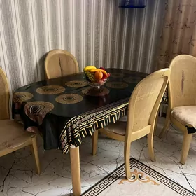 Стол овальный и 4 стула