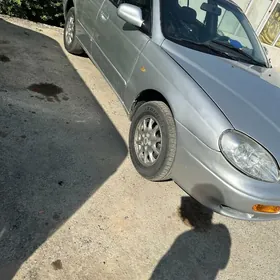 Daewoo Leganza 1999