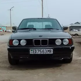 BMW 525 1988