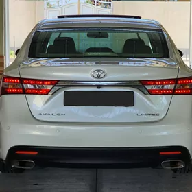 Toyota Avalon 2013