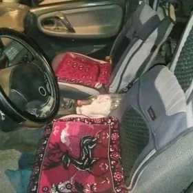 Daewoo Nexia 1994