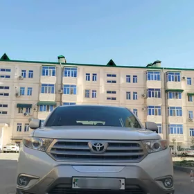 Toyota Highlander 2011
