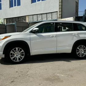 Toyota Highlander 2015