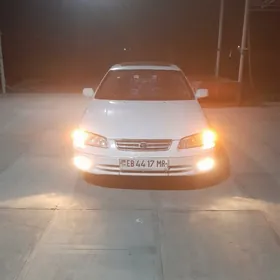 Toyota Camry 1999