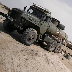Ural 4320 1993