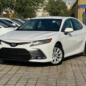 Toyota Camry 2020