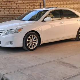 Toyota Camry 2011