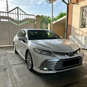 Toyota Camry 2022