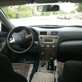 Toyota Camry 2011