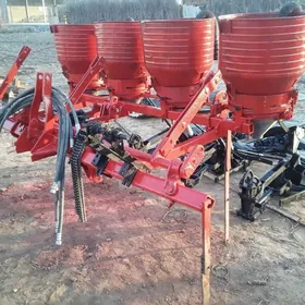 MTZ 82 2025