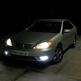 Toyota Camry 2004