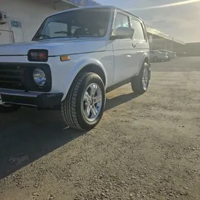 Lada Niva 2008