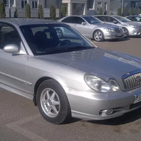 Hyundai Sonata 2001