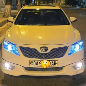 Toyota Camry 2010