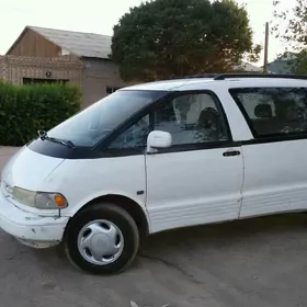 Toyota Previa 1991