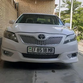 Toyota Camry 2011
