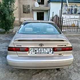 Toyota Camry 1998