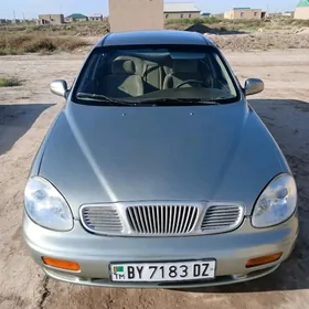 Daewoo Leganza 1998
