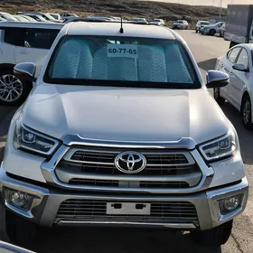 Toyota Hilux 2022