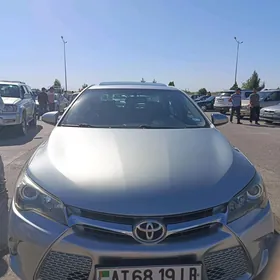 Toyota Camry 2017