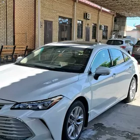 Toyota Avalon 2019