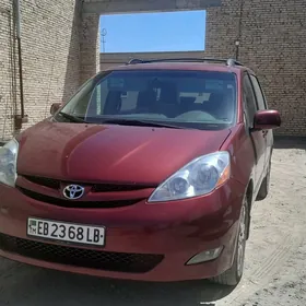 Toyota Sienna 2009