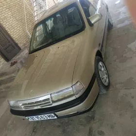 Opel Vectra 1992