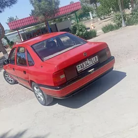 Opel Vectra 1989