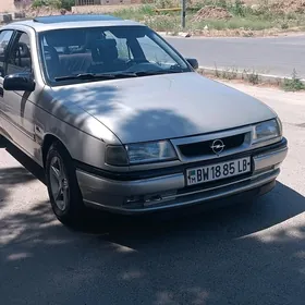 Opel Vectra 1992