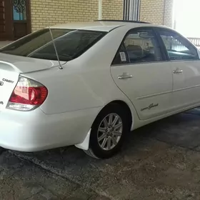Toyota Camry 2005