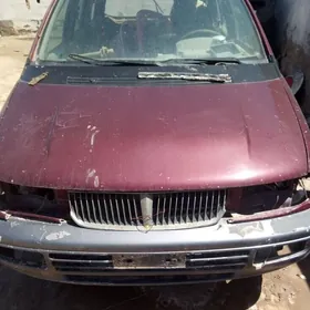 Mitsubishi Chariot 1996