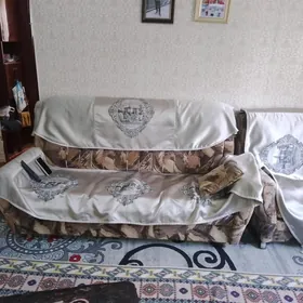 Диван с креслом