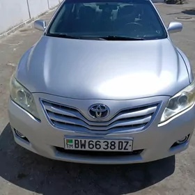 Toyota Camry 2011