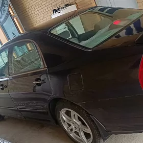 Mitsubishi Diamante 1996
