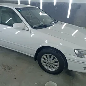Toyota Camry 1999