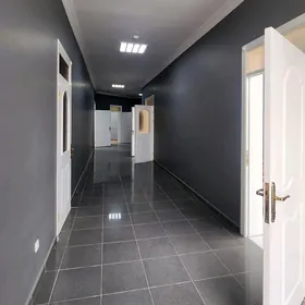 ARENDA OFIS 250 M²