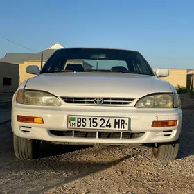 Toyota Camry 1993