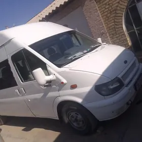Toyota Hiace 2012