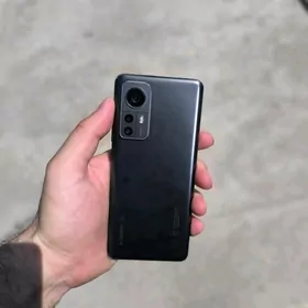 xiaomi 12 8/256 obmen