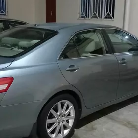 Toyota Camry 2011