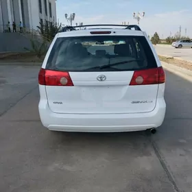Toyota Sienna 2008