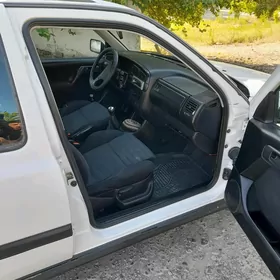Volkswagen Passat 1993