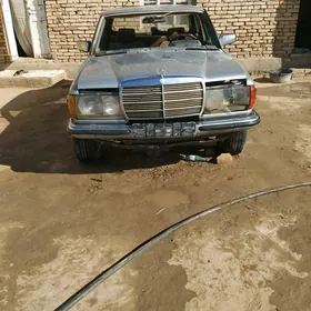 Mercedes-Benz E280 1995