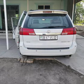 Toyota Sienna 2005
